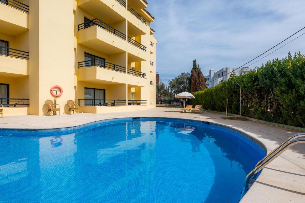 Holiday home Apto Con Terraza 204